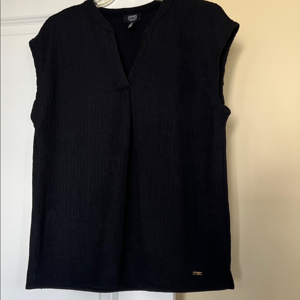 Jones New York Black V-Neck Blouse